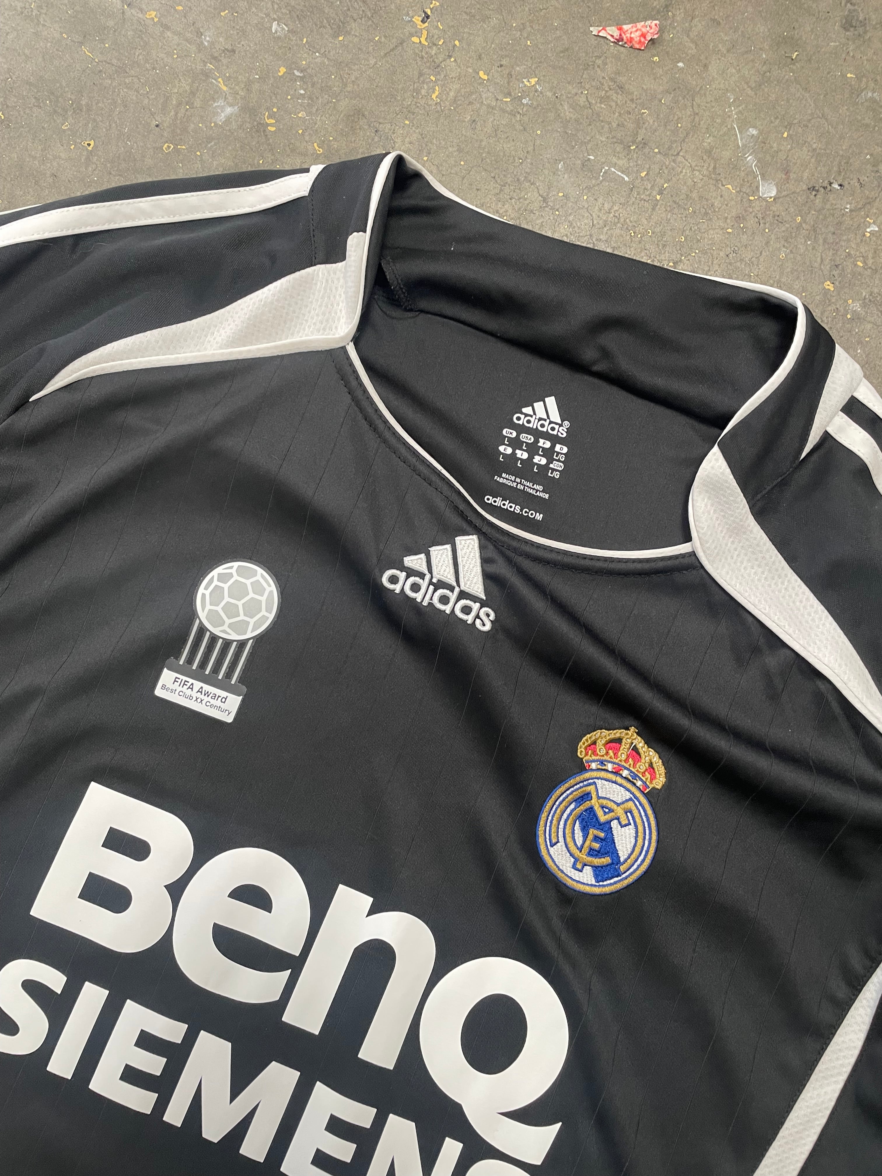 03/04 Real Madrid Kit