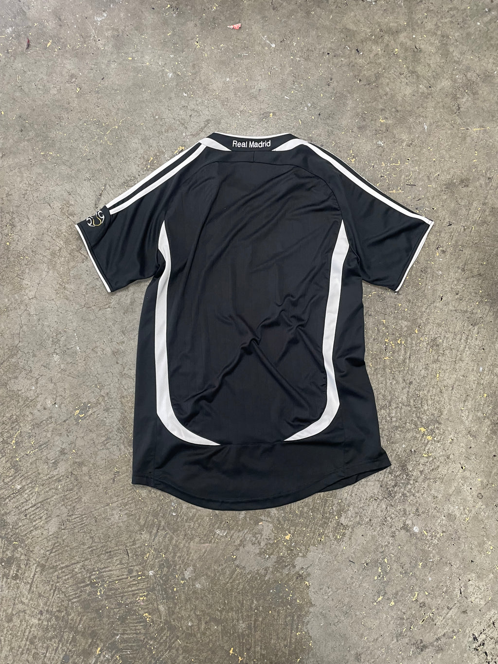 03/04 Real Madrid Kit