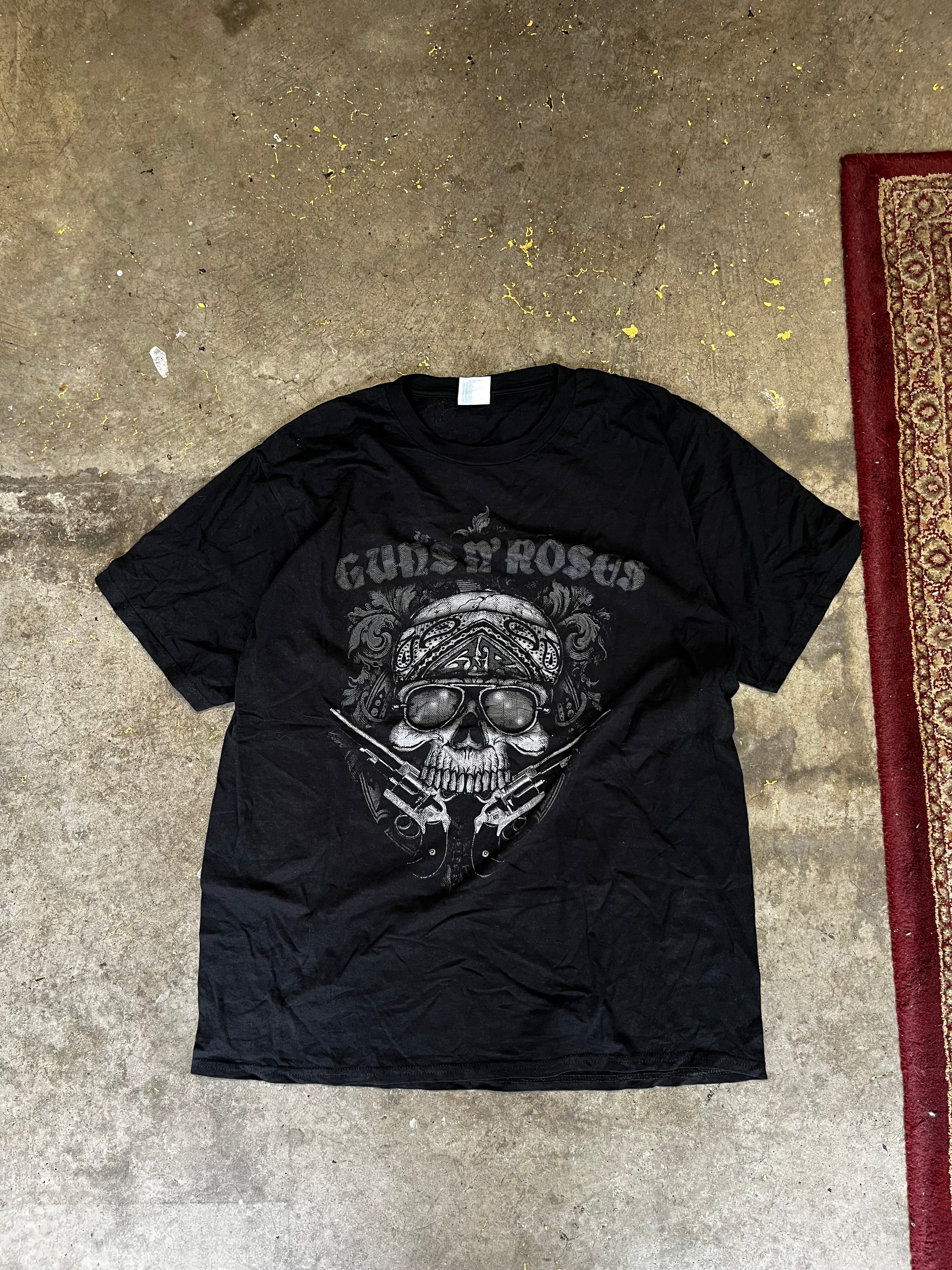 Guns N Roses T